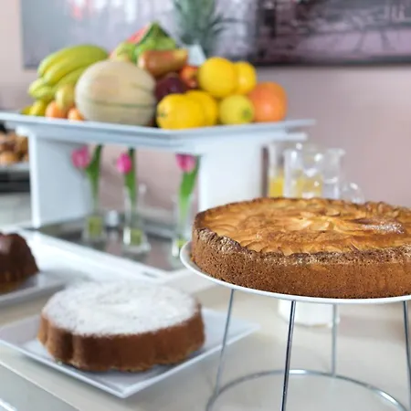 Club Meeting Szálloda 4*