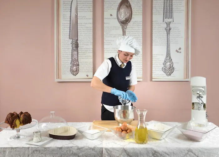 فندق Club Meeting 4*