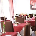 Hotel Club Meeting 4*