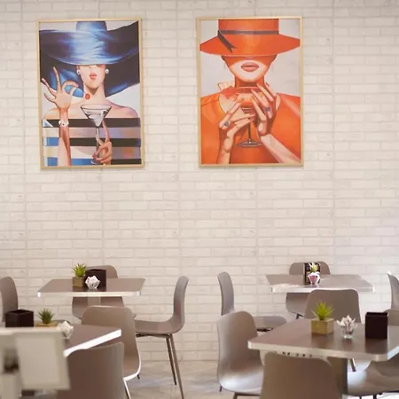 Club Meeting Ξενοδοχείο