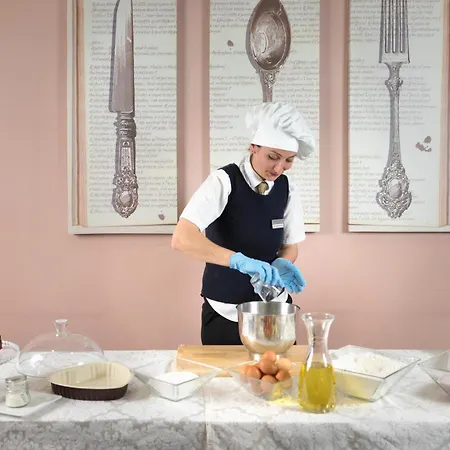 Ξενοδοχείο Club Meeting 4*