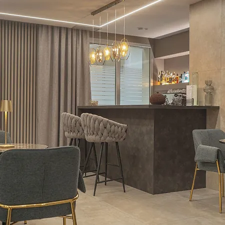 Hotel Club Meeting 4*