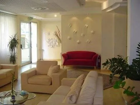 Club Meeting Отель 4*