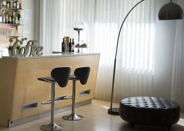 Club Meeting Отель